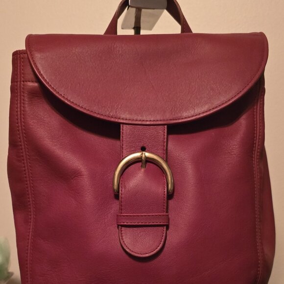 NWOT Coach Red Back Sac / Knapsack ~ Vintage ~ Gorgeous ~ Excellent Condition - Picture 1 of 11